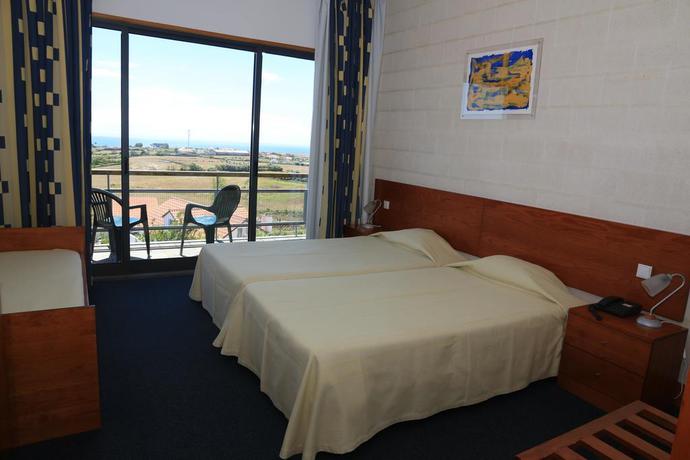 Imagen general del Hotel Colombo, Vila Do Porto ( Santa Maria ). Foto 3