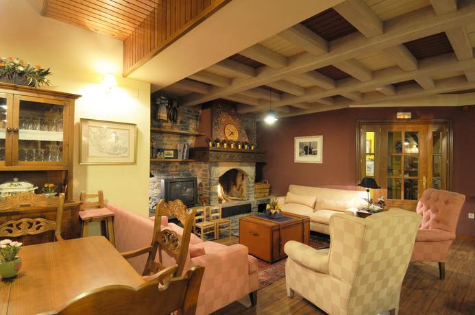 Imagen de los interiores del Hotel Colomers. Foto 11