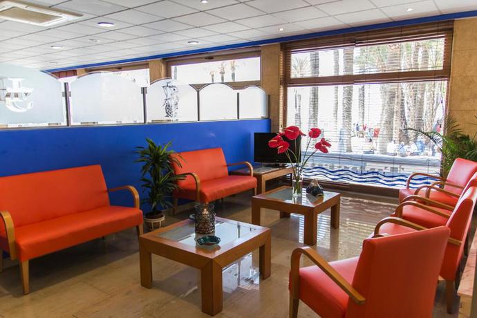 Imagen general del Hotel Colon, Benidorm Centro. Foto 4