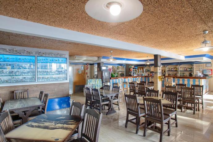 Imagen general del Hotel Colon, Benidorm Centro. Foto 11