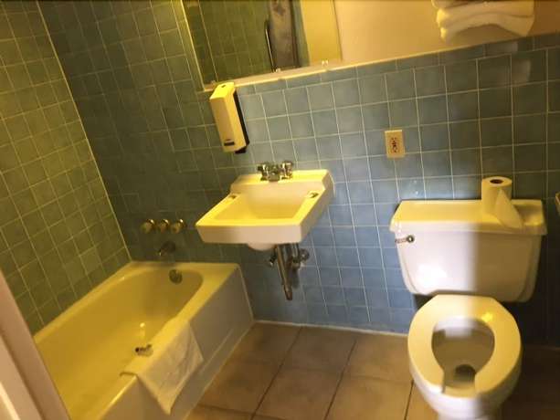 Imagen de la habitación del Hotel Colonade Motel, Hightstown. Foto 4