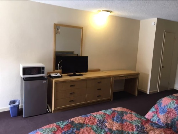 Imagen de la habitación del Hotel Colonade Motel, Hightstown. Foto 5