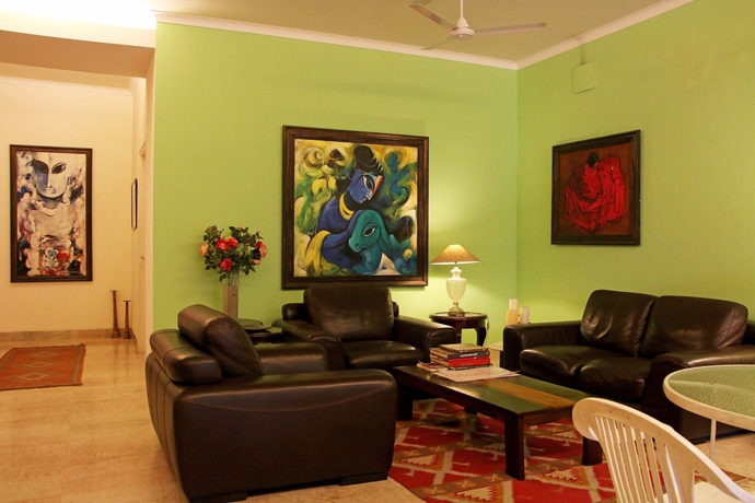 Imagen de los interiores del Hotel Colonels Retreat. Foto 8