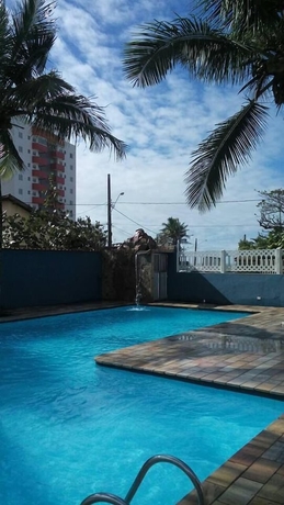 Imagen de la piscina del Hotel Colonia De F&eacute;rias Sinprovesp. Foto 16