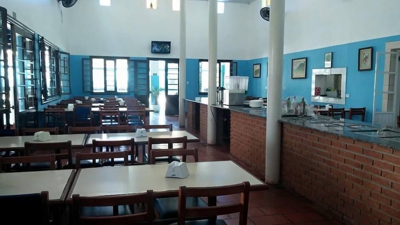 Imagen del bar/restaurante del Hotel Colonia De F&eacute;rias Sinprovesp. Foto 5