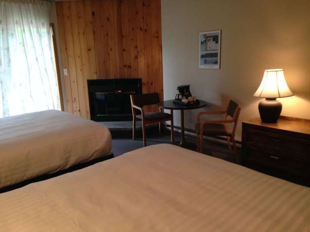 Imagen de la habitación del Hotel Colonial Bay Motel and Cottages. Foto 11