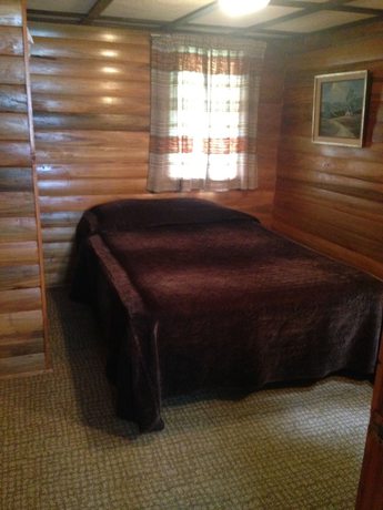 Imagen de la habitación del Hotel Colonial Bay Motel and Cottages. Foto 13