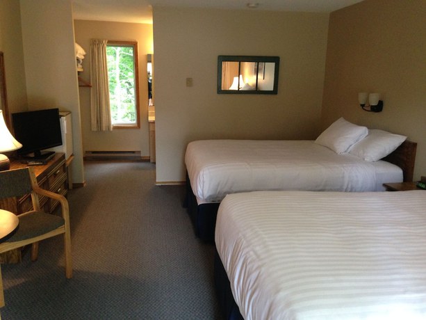 Imagen de la habitación del Hotel Colonial Bay Motel and Cottages. Foto 14