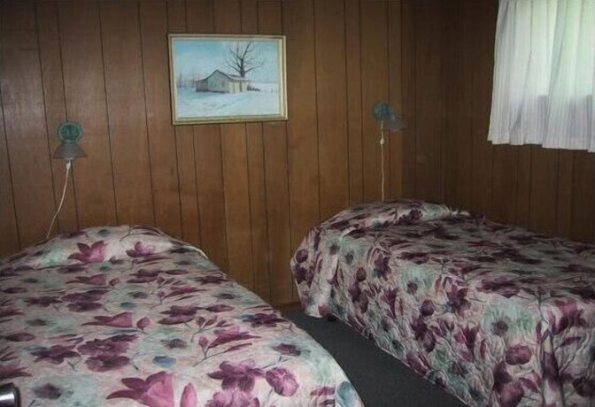 Imagen de la habitación del Hotel Colonial Bay Motel and Cottages. Foto 19