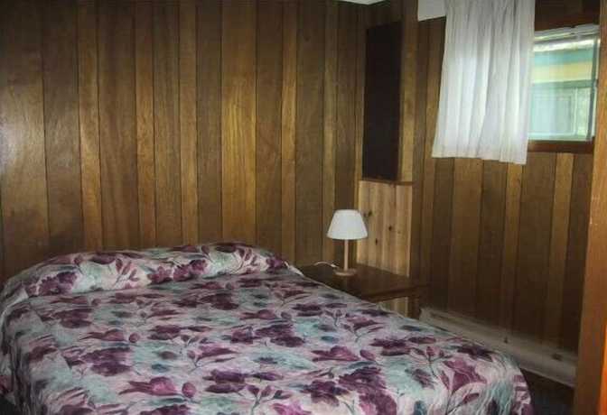 Imagen de la habitación del Hotel Colonial Bay Motel and Cottages. Foto 20