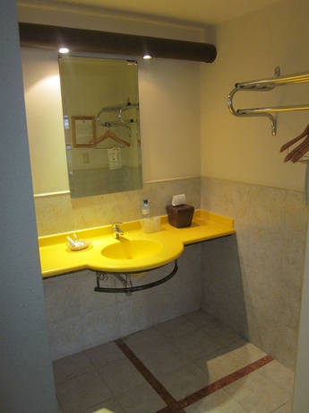 Imagen de la habitación del Hotel Colonial Ciudad Juarez. Foto 5