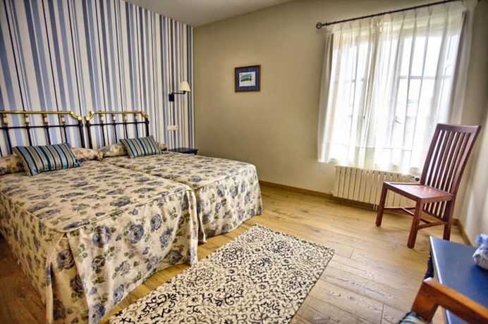 Imagen general del Hotel Colonial De Santillana. Foto 5