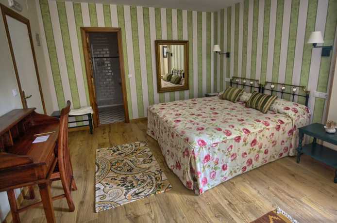 Imagen general del Hotel Colonial De Santillana. Foto 14