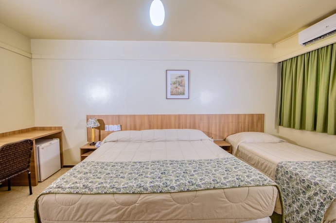 Imagen de la habitación del Hotel Colonial Igua&ccedil;u. Foto 16