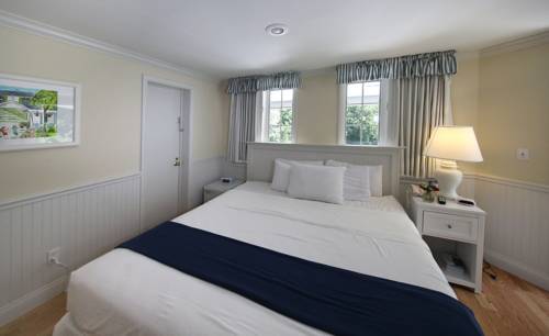 Imagen de la habitación del Hotel Colonial Inn In Harbor Springs. Foto 8