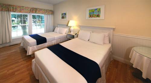 Imagen de la habitación del Hotel Colonial Inn In Harbor Springs. Foto 9