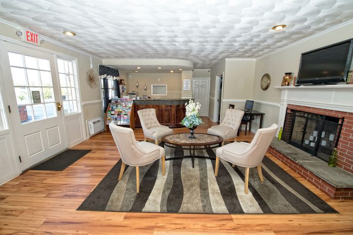 Imagen de los interiores del Hotel Colonial Inn Seekonk, Seekonk. Foto 19