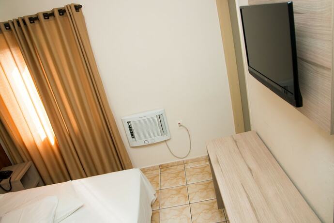 Imagen de la habitación del Hotel Colonial Itatiba. Foto 5