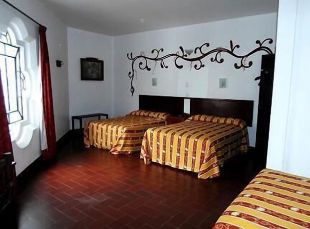 Imagen de la habitación del Hotel Colonial, Manzanillo. Foto 9