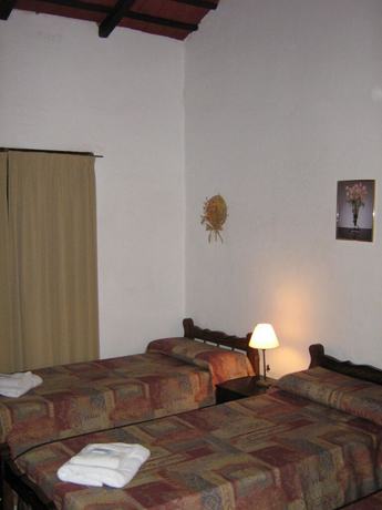 Imagen de la habitación del Hotel Colonial, Merlo. Foto 2