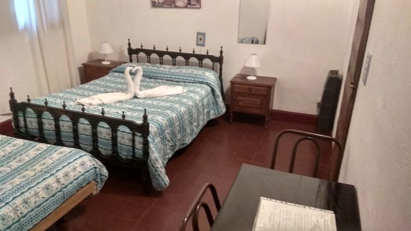 Imagen de la habitación del Hotel Colonial, Merlo. Foto 4