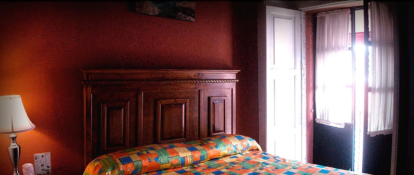 Imagen de la habitación del Hotel Colonial, Morelia. Foto 4