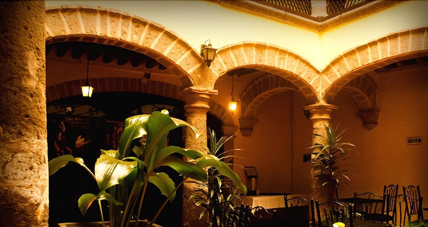 Imagen de los interiores del Hotel Colonial, Morelia. Foto 13