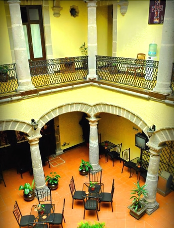 Imagen de los interiores del Hotel Colonial, Morelia. Foto 17