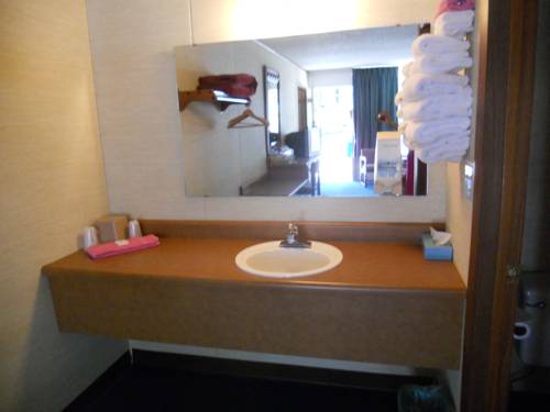 Imagen de la habitación del Hotel Colonial Mountain Inn. Foto 14