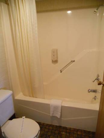 Imagen de la habitación del Hotel Colonial Mountain Inn. Foto 16