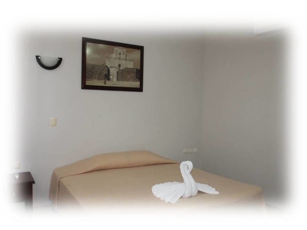 Imagen general del Hotel Colonial Playa Del Carmen. Foto 2