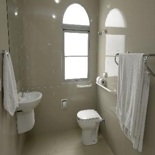 Imagen general del Hotel Colonial Plaza. Foto 30