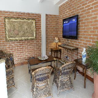 Imagen general del Hotel Colonial Plaza. Foto 34