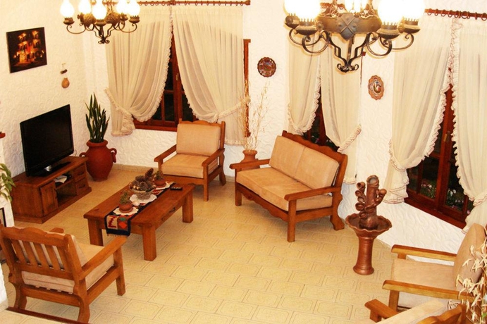 Imagen general del Hotel Colonial, San Bernardo. Foto 7