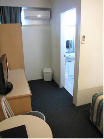 Imagen de la habitación del Hotel Colonial Terrace Motor Inn. Foto 6