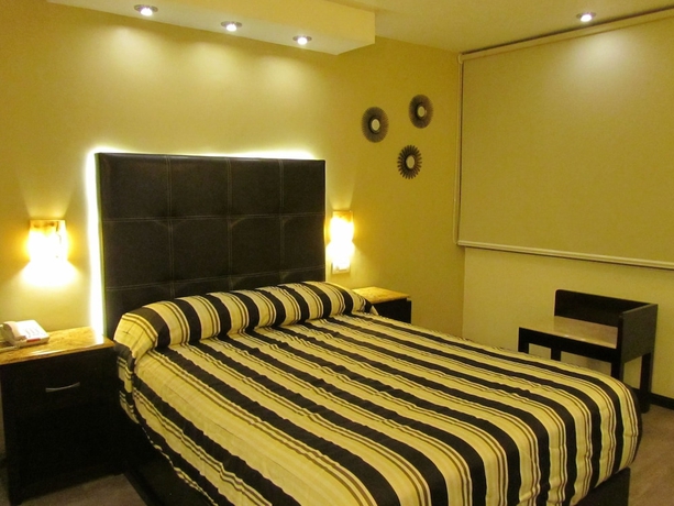 Imagen de la habitación del Hotel Colonial, Teziutl&aacute;n. Foto 12