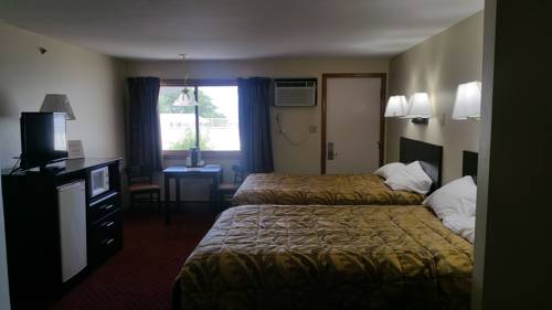 Imagen de la habitación del Hotel Colonial Village Resort. Foto 11