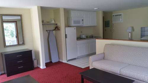 Imagen de la habitación del Hotel Colonial Village Resort. Foto 13