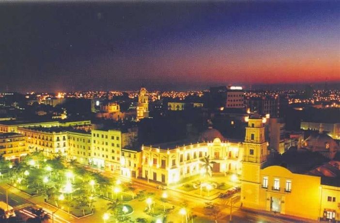 Imagen de los exteriores del Hotel Colonial de Veracruz. Foto 2
