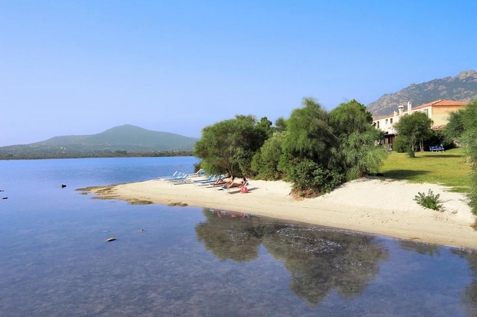 Imagen de la piscina del Hotel Colonna Du Golf. Foto 14