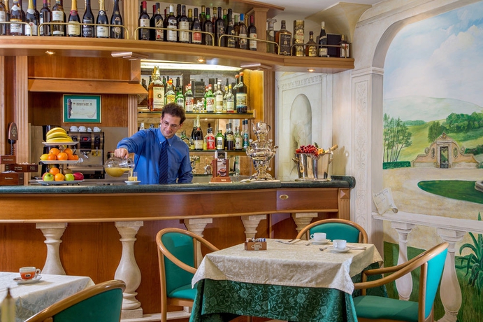 Imagen del bar/restaurante del Hotel Colonna, Frascati. Foto 3