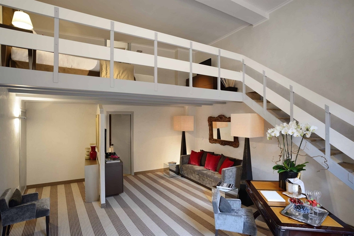 Imagen de los interiores del Hotel Colonna Palace. Foto 14