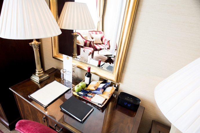 Imagen de la habitación del Hotel Colonnade London. Foto 11