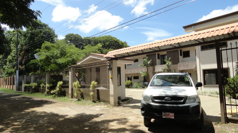 Imagen de los exteriores del Hotel Colono Beach. Foto 12