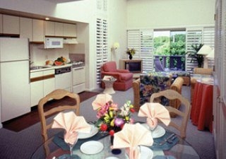 Imagen de la habitación del Hotel Colony Beach & Tennis Resort. Foto 4