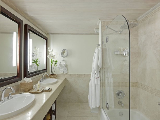 Imagen de la habitación del Hotel Colony Club By Elegant Hotels. Foto 8