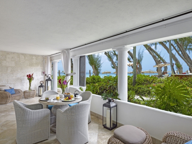 Imagen de los exteriores del Hotel Colony Club By Elegant Hotels. Foto 15