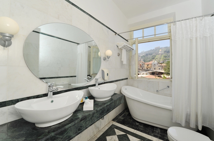 Imagen de la habitación del Hotel Colony Haifa. Foto 4