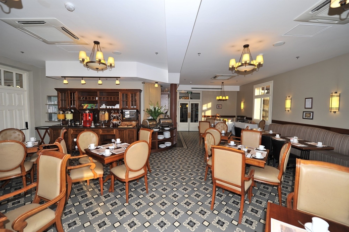 Imagen del bar/restaurante del Hotel Colony Haifa. Foto 2