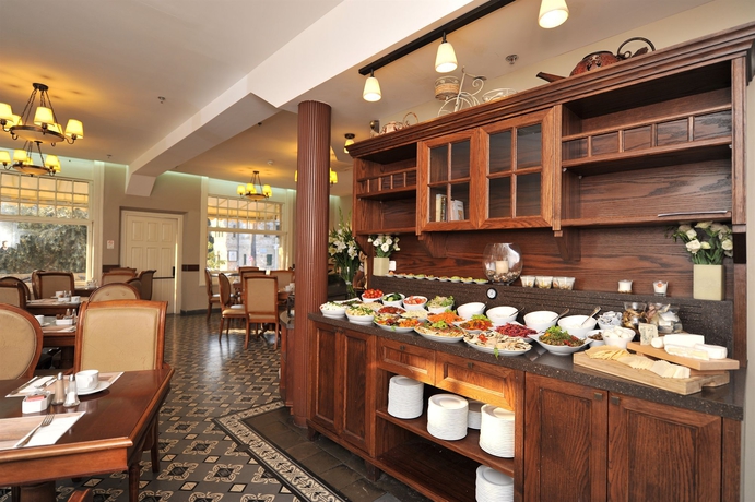 Imagen del bar/restaurante del Hotel Colony Haifa. Foto 3